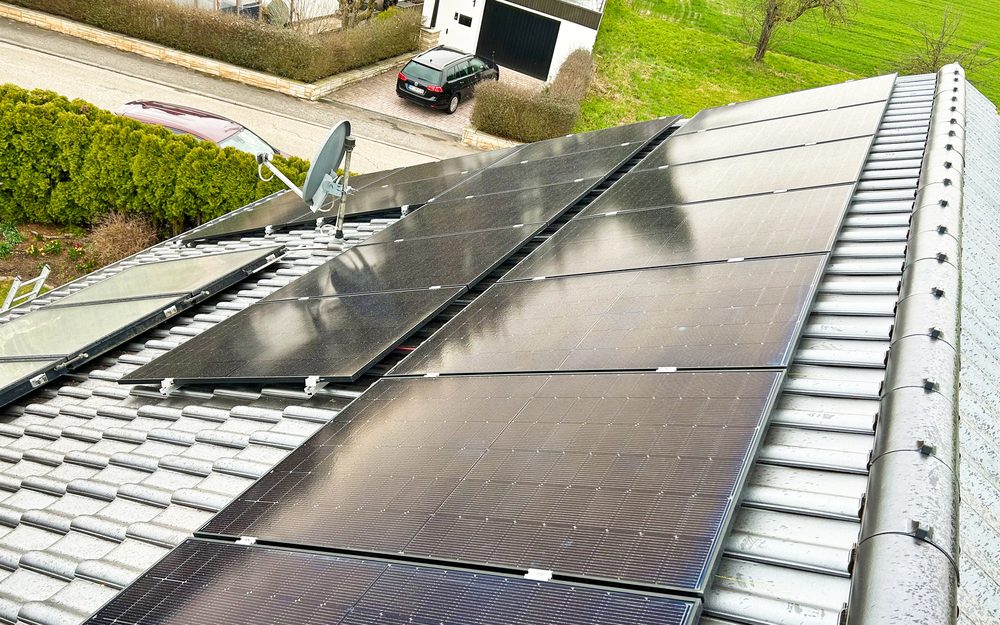 Photovoltaik-Anlage von Lichtkraft Solar auf einem Kundendach